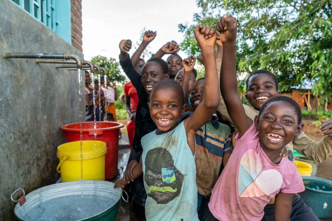 Cadeu Gives Water: Every Purchase Brings Clean Water to Communities in Need