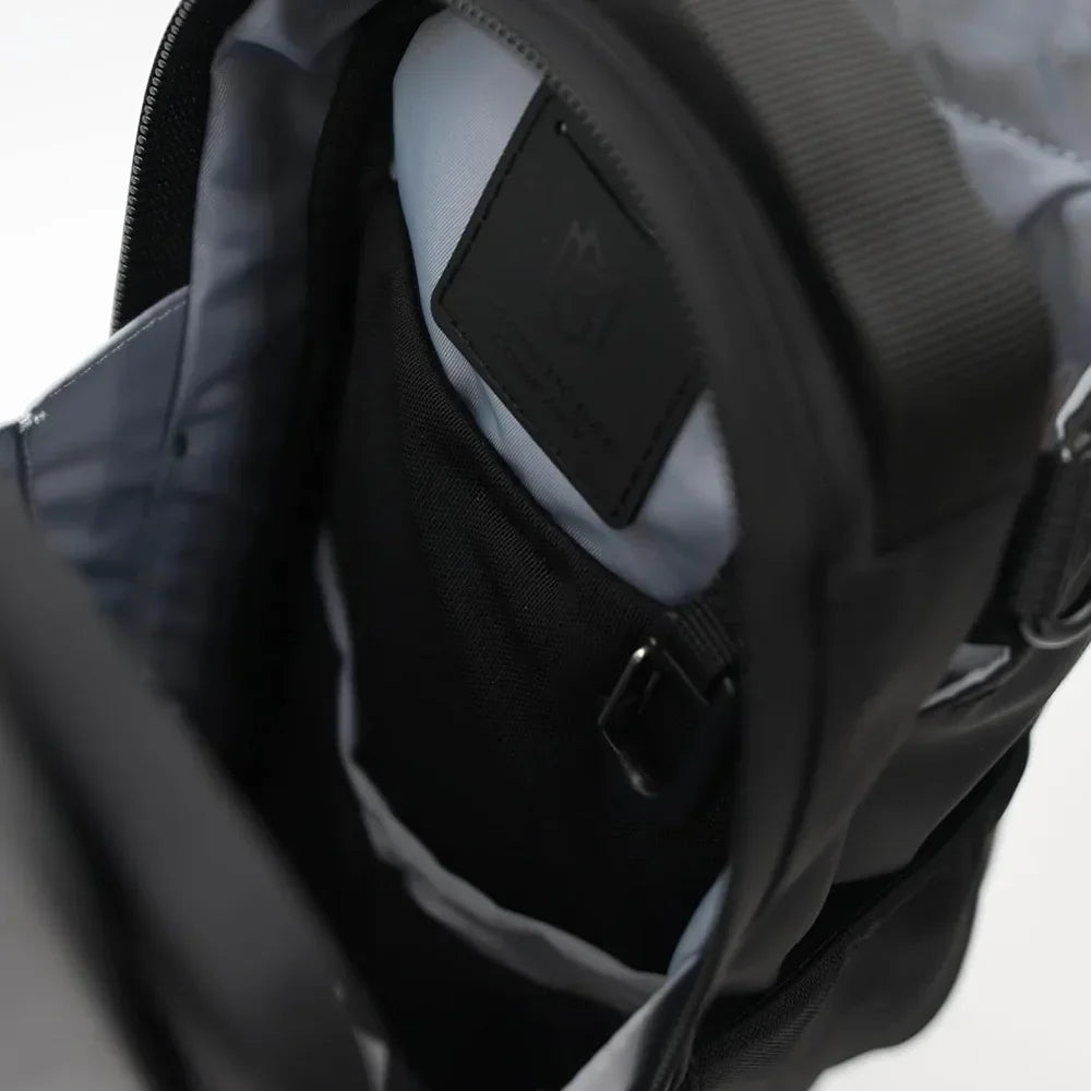 UltraGrip Magnetic Gym Bag